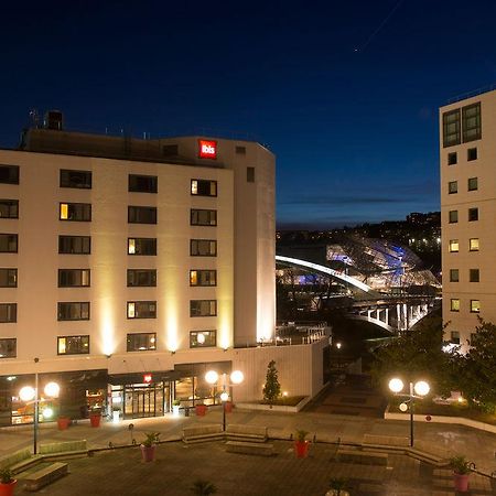 Ibis Lyon Gerland Musee Des Confluences Hotel Exterior photo